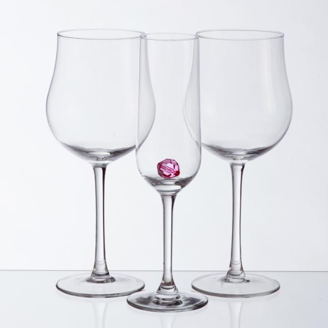 Čiré sklo s jemným akcentem